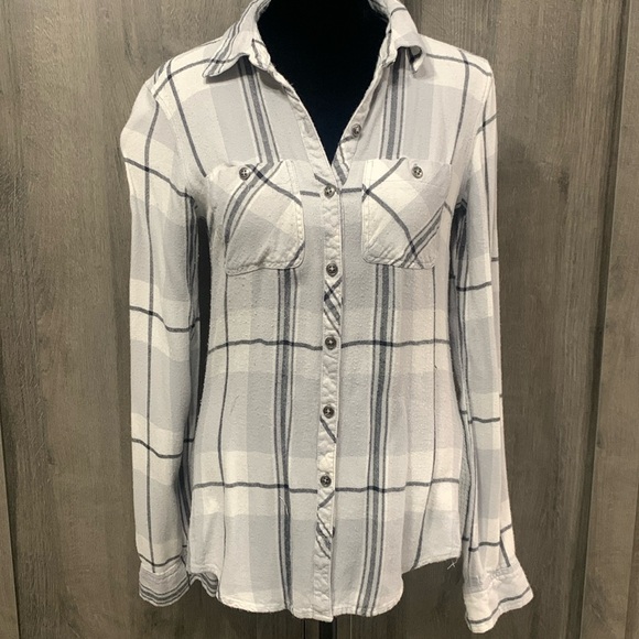 Maurices Tops - Maurices Gray & White Plaid Flannel Button Down Women's Shirt Size X-Small